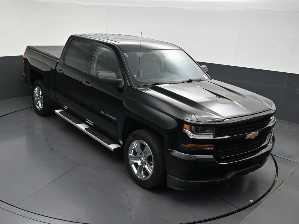 Used 2018 Chevrolet Silverado 1500 Custom RWD image 26