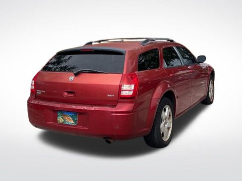 Used 2005 Dodge Magnum SXT w/ Comfort Seating Group AWD/4WD image 5
