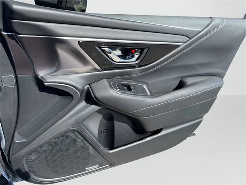 Used 2025 Subaru Outback Limited w/ Popular Package #2 image 16