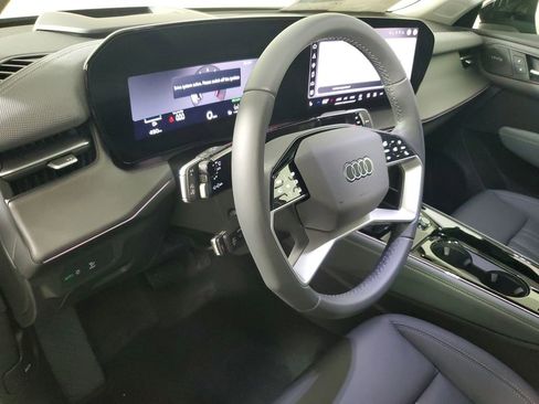 New 2026 Audi Q3 quattro 2.0T AWD/4WD image 24