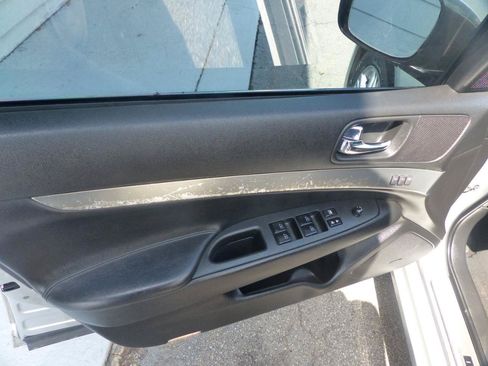 Used 2013 INFINITI G37 Journey w/ Premium Pkg RWD image 19