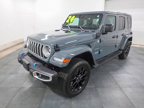 Used 2024 Jeep Wrangler Unlimited Sahara w/ Technology Group image 1