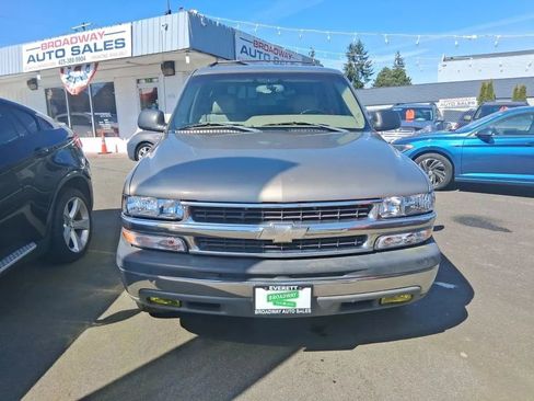 Used 2003 Chevrolet Tahoe LS image 2