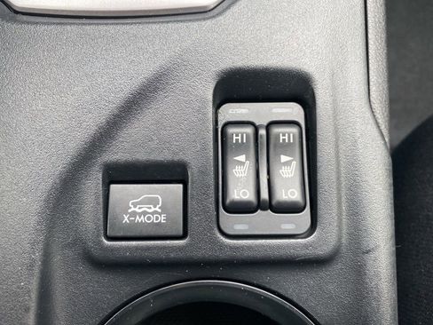 Used 2022 Subaru Crosstrek 2.0i Premium image 16