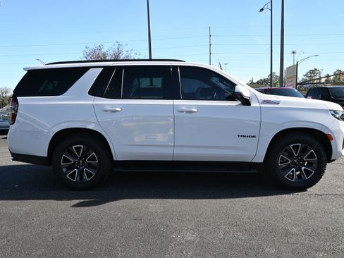Used 2023 Chevrolet Tahoe Z71 w/ Z71 Off-Road Package image 12