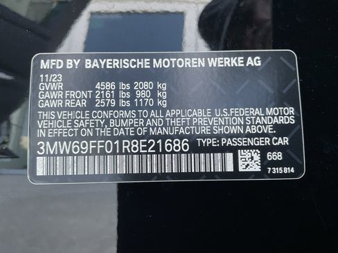 Certified 2024 BMW 330i Sedan w/ Premium Package image 36