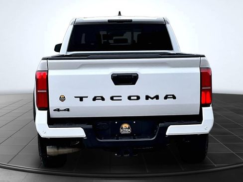 Used 2024 Toyota Tacoma TRD Off-Road w/ TRD Off Road Upgrade Package AWD/4WD image 5