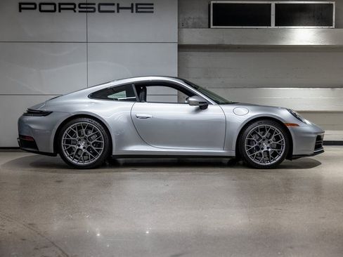 Used 2025 Porsche 911 Carrera image 14
