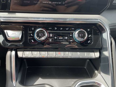 New 2026 GMC Sierra 2500 Denali w/ Denali Reserve Package AWD/4WD image 19