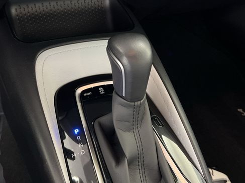 Used 2020 Toyota Corolla SE w/ Carpet Mat Package (TMS) FWD image 23
