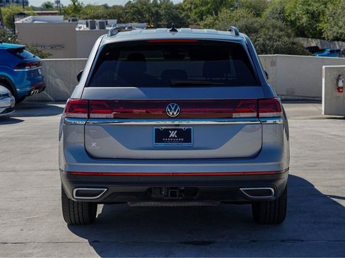 New 2024 Volkswagen Atlas SE image 7