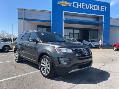 Used 2017 Ford Explorer Limited w/ Equipment Group 303A image 1