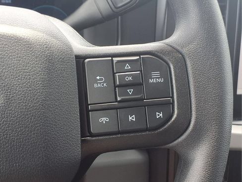 New 2026 Ford F250 XLT w/ XLT Premium Package AWD/4WD image 13