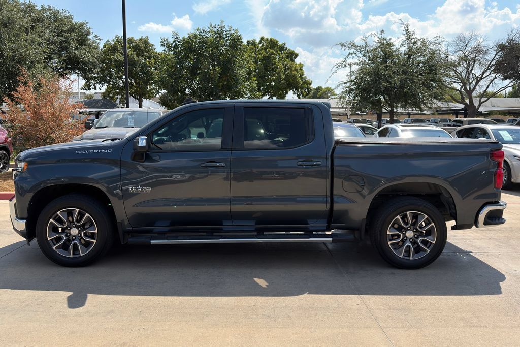 Used 2019 Chevrolet Silverado 1500 LT w/ Texas Edition RWD image 8