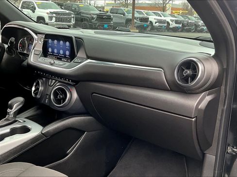 Used 2022 Chevrolet Blazer LT image 13