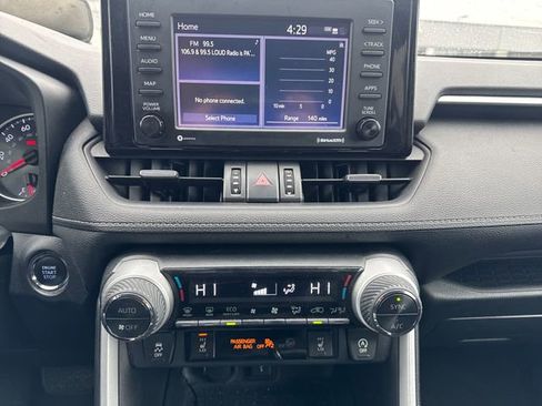Used 2021 Toyota RAV4 XLE Premium AWD/4WD image 18