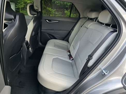 New 2026 Kia Niro EX w/ EX Premium Package FWD image 4
