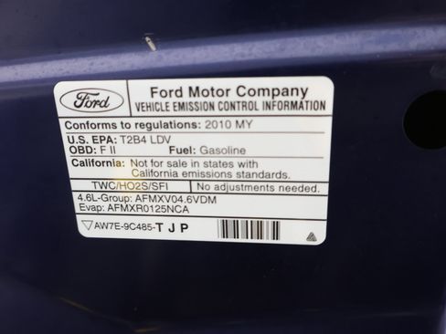 Used 2010 Ford Mustang GT Premium RWD image 19