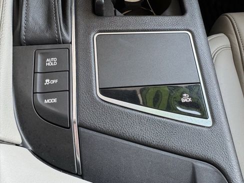 Used 2018 Cadillac CT6 Luxury image 23