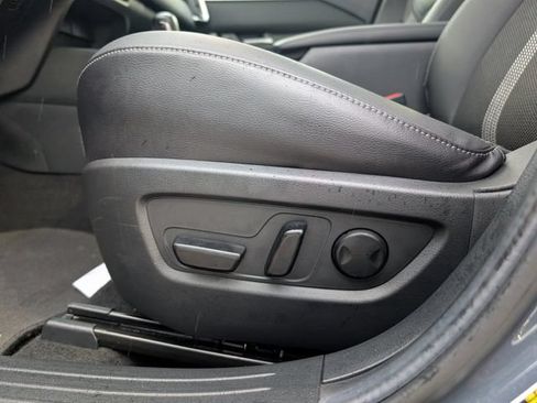 Used 2025 MAZDA CX-50 AWD 2.5 S w/ Premium Package image 21