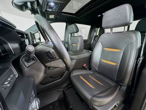 Used 2024 GMC Sierra 2500 AT4 w/ AT4 Premium Plus Package AWD/4WD image 2