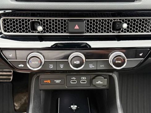 Used 2022 Honda Civic Sport Touring image 17