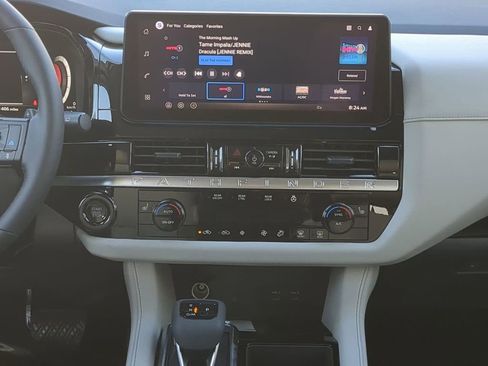 New 2026 Nissan Pathfinder SL w/ Cargo Package FWD image 18