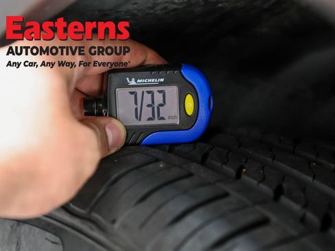 Used 2024 Jeep Compass Latitude AWD/4WD image 22