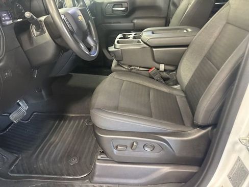 Used 2024 Chevrolet Silverado 2500 Custom w/ Custom Value Package AWD/4WD image 15