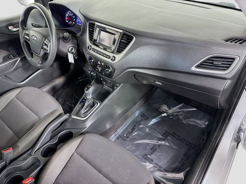 Used 2020 Hyundai Accent SE image 29