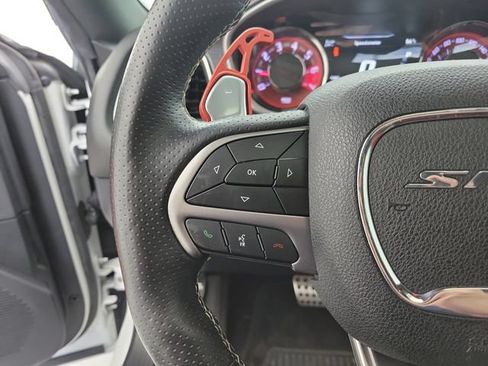 Used 2017 Dodge Challenger SRT Hellcat RWD image 17