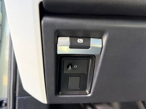 Used 2025 Land Rover Defender 110 S AWD/4WD image 23
