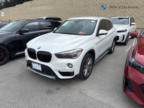Used 2016 BMW X1 xDrive28i image 1