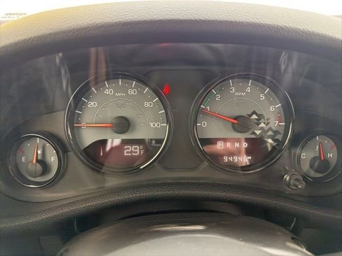 Used 2017 Jeep Wrangler Sahara image 12