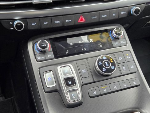 Certified 2025 Hyundai Palisade Calligraphy image 20