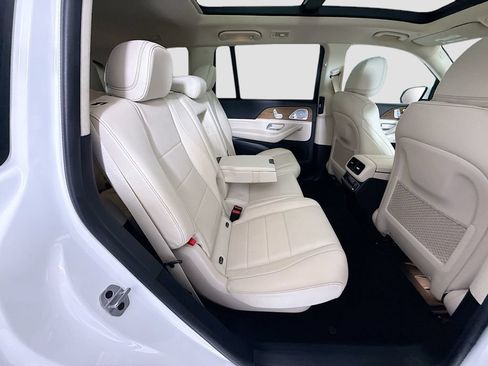 Certified 2023 Mercedes-Benz GLS 450 4MATIC image 22