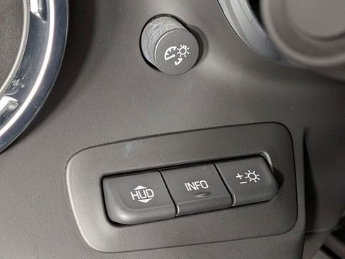 Used 2017 Chevrolet Camaro SS image 21