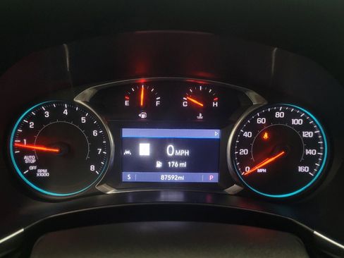 Used 2020 Chevrolet Equinox LT image 23