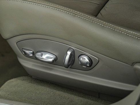 Used 2011 Porsche Panamera S image 32