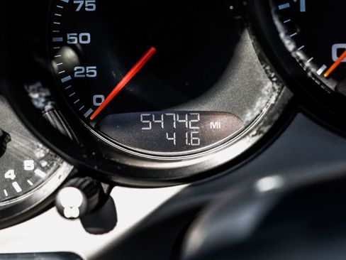 Used 2013 Porsche 911 Carrera image 13