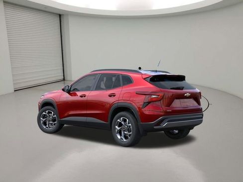 New 2026 Chevrolet Trax LT FWD image 3