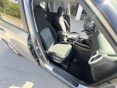 Used 2024 Kia Soul LX w/ Option Group 015 image 23