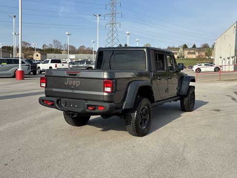 Used 2022 Jeep Gladiator Rubicon w/ Trailer Tow Package AWD/4WD image 10