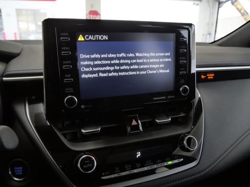 Certified 2021 Toyota Corolla XSE image 23