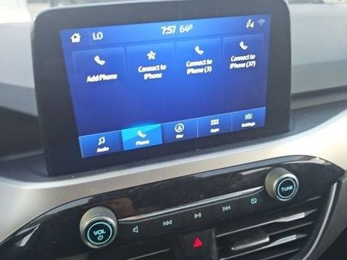 Used 2020 Ford Escape SE image 14