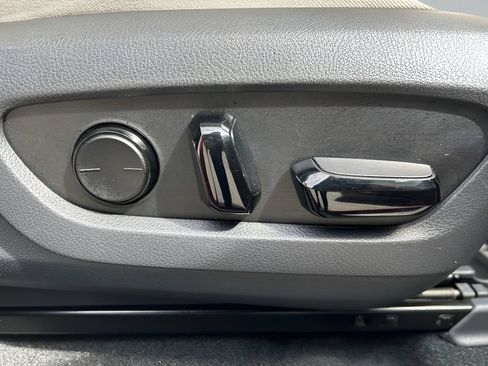 Used 2023 Lexus RX 350 Premium w/ Accessory Package FWD image 13