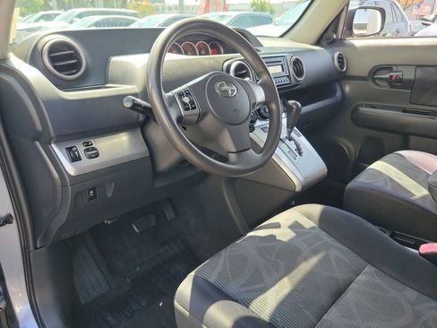 Used 2011 Scion xB FWD image 18