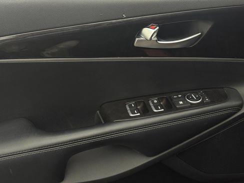 Used 2017 Kia Sorento FWD image 14