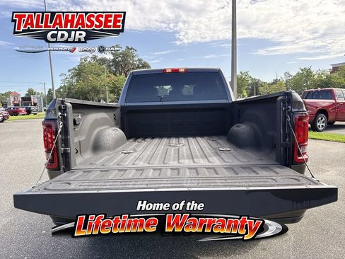 Used 2025 RAM 2500 Big Horn RWD image 32