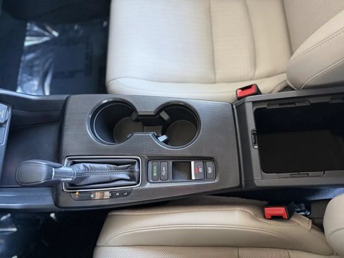 Used 2024 Honda Civic EX-L image 35